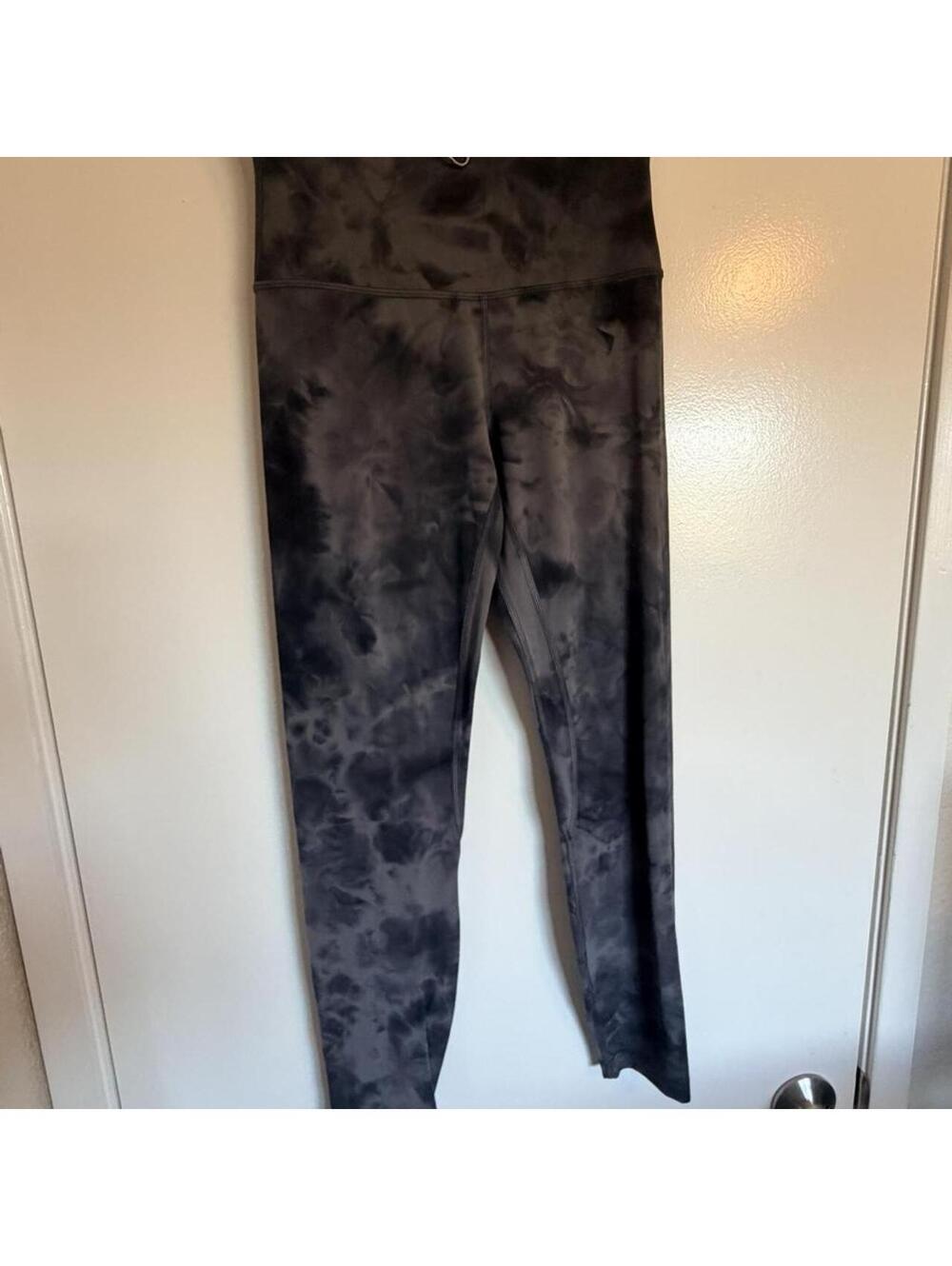 Lululemon Align High Rise Leggings Diamond Dye Black Gray Size 4